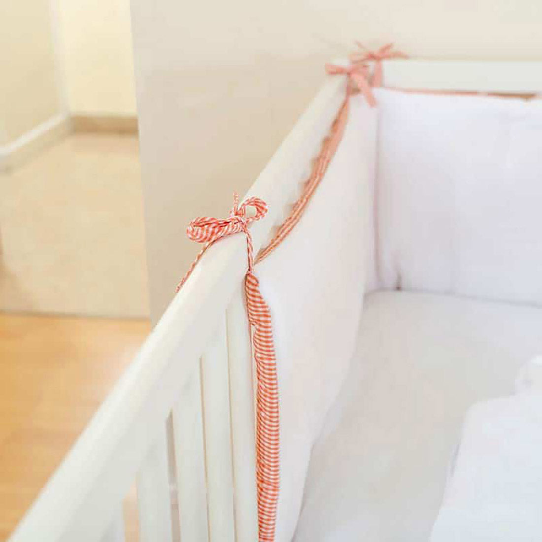 Organic Cotton Cot Bumper - White - CozyCushions Co.