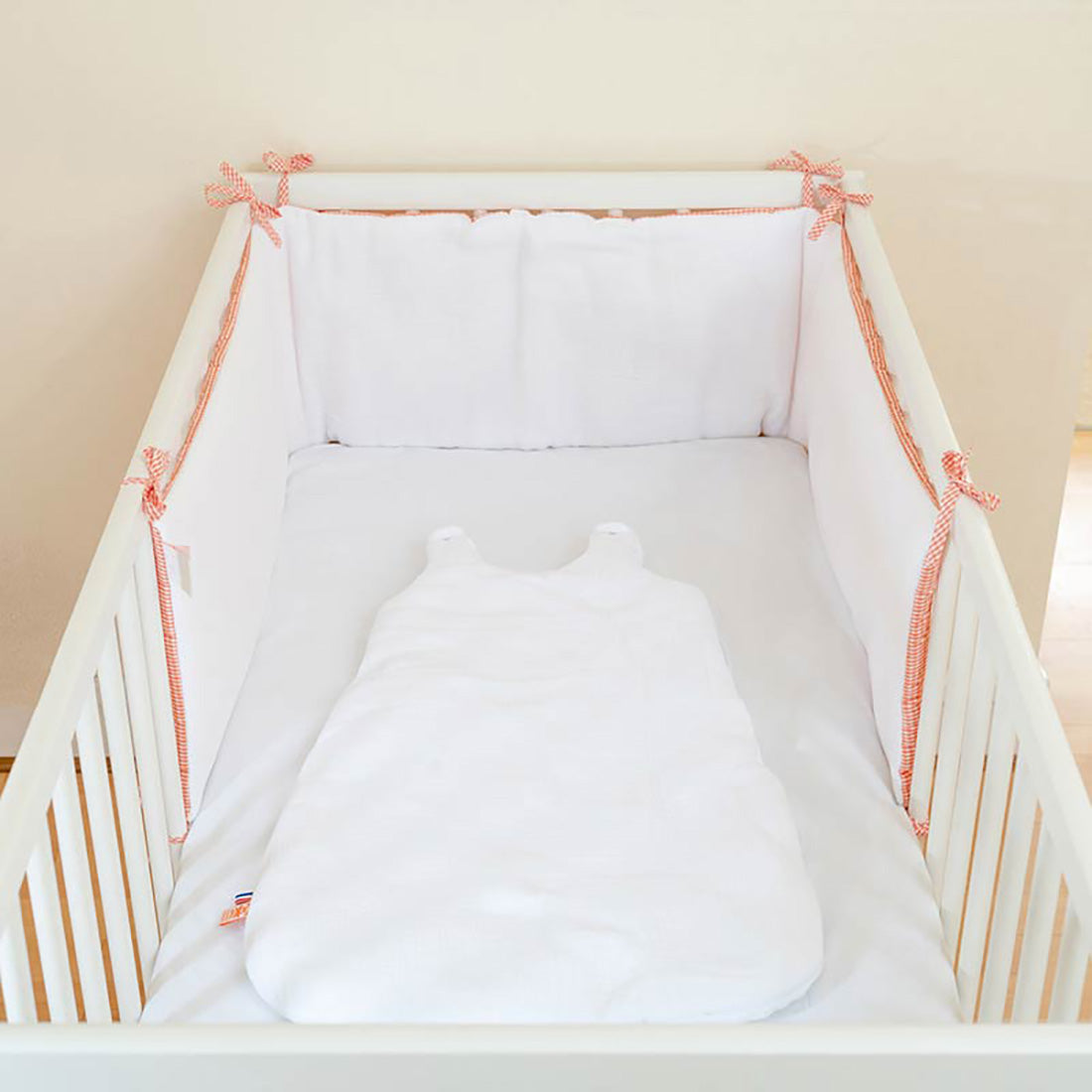 Organic Cotton Cot Bumper - White - CozyCushions Co.